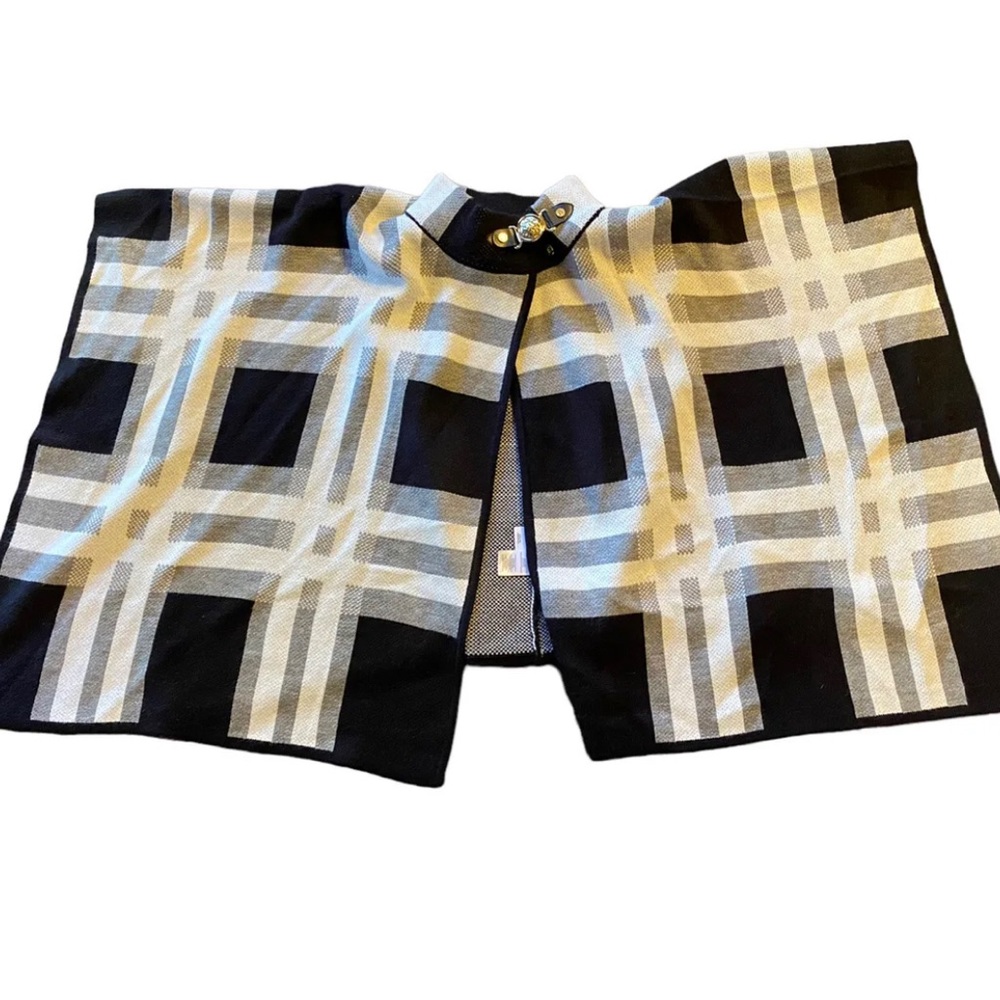 Anne Klein Chunky Plaid Thick Knit Womens Poncho Sweater Cover Up w/ Clasp G03